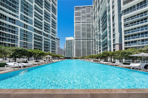 Condo in Miami, Florida, 2 bedrooms  № 2173964 - photo 29