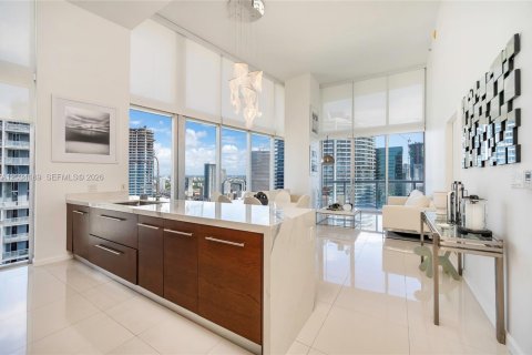 Condo in Miami, Florida, 2 bedrooms  № 2173964 - photo 7