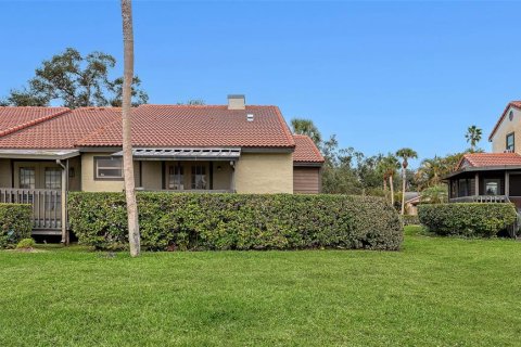 Condo in Sarasota, Florida, 2 bedrooms  № 2141923 - photo 22