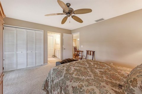 Condo in Sarasota, Florida, 2 bedrooms  № 2141923 - photo 17