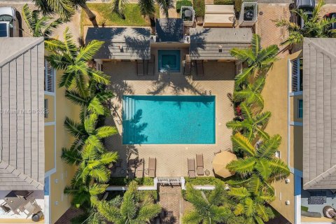 Adosado en venta en Lighthouse Point, Florida, 3 dormitorios, 172.24 m2 № 1946701 - foto 26