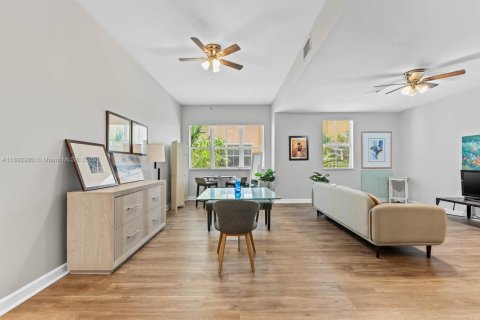 Adosado en venta en Lighthouse Point, Florida, 3 dormitorios, 172.24 m2 № 1946701 - foto 3