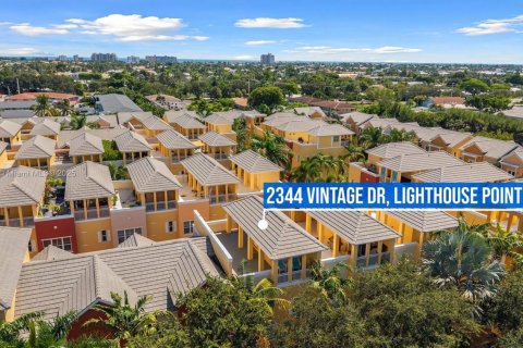 Adosado en venta en Lighthouse Point, Florida, 3 dormitorios, 172.24 m2 № 1946701 - foto 22