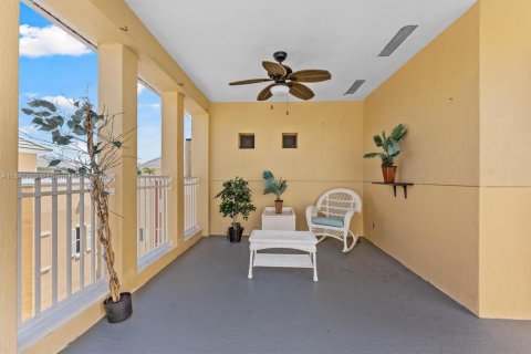 Adosado en venta en Lighthouse Point, Florida, 3 dormitorios, 172.24 m2 № 1946701 - foto 18