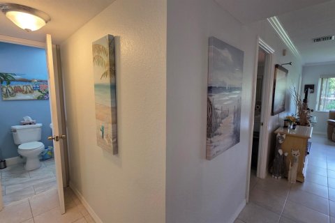 Condo in Lauderdale Lakes, Florida, 1 bedroom  № 2175760 - photo 4