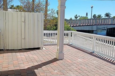 Condominio en alquiler en Saint Petersburg, Florida, 1 dormitorio, 64.47 m2 № 2096054 - foto 7