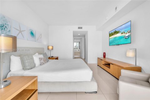 Copropriété à vendre à Hallandale Beach, Floride: 2 chambres, 94.76 m2 № 2270756 - photo 8