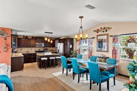 Villa ou maison à vendre à Ormond Beach, Floride: 4 chambres, 319.03 m2 № 1086080 - photo 28