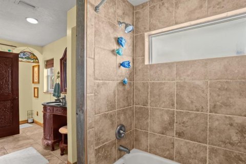 Villa ou maison à vendre à Ormond Beach, Floride: 4 chambres, 319.03 m2 № 1086080 - photo 17