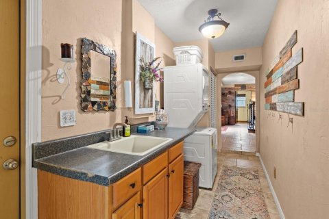 Villa ou maison à vendre à Ormond Beach, Floride: 4 chambres, 319.03 m2 № 1086080 - photo 19