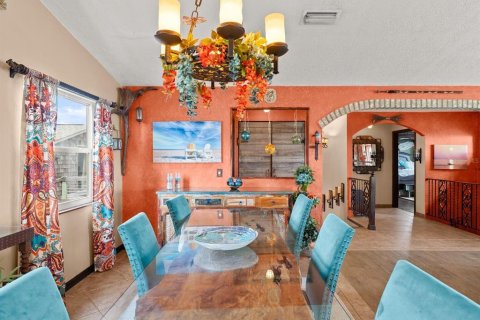 Villa ou maison à vendre à Ormond Beach, Floride: 4 chambres, 319.03 m2 № 1086080 - photo 26