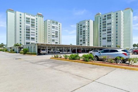 Condominio en alquiler en Saint Pete Beach, Florida, 2 dormitorios, 105.07 m2 № 1903122 - foto 23