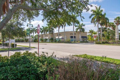 Condo in Vero Beach, Florida, 2 bedrooms № 2189257 - photo 22