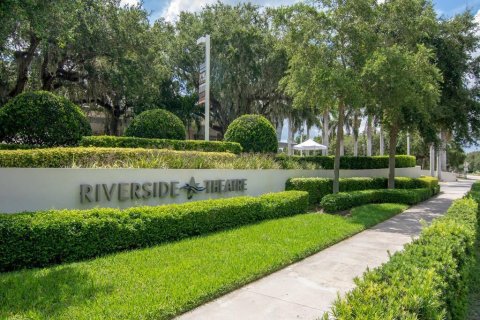 Condo in Vero Beach, Florida, 2 bedrooms № 2189257 - photo 30