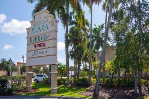 Condo in Vero Beach, Florida, 2 bedrooms № 2189257 - photo 20