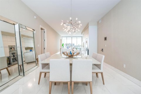 Снять в аренду кондоминиум в Санни-Айлс-Бич, Флорида 3 спальни, 232.35м2, № 2060559 - фото 21