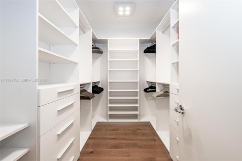 Снять в аренду кондоминиум в Санни-Айлс-Бич, Флорида 3 спальни, 232.35м2, № 2060559 - фото 24