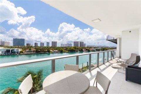 Condominio en venta en Bay Harbor Islands, Florida, 4 dormitorios, 195.56 m2 № 2060531 - foto 5