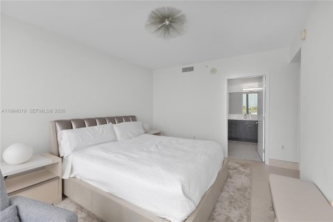 Condominio en venta en Bay Harbor Islands, Florida, 4 dormitorios, 195.56 m2 № 2060531 - foto 23