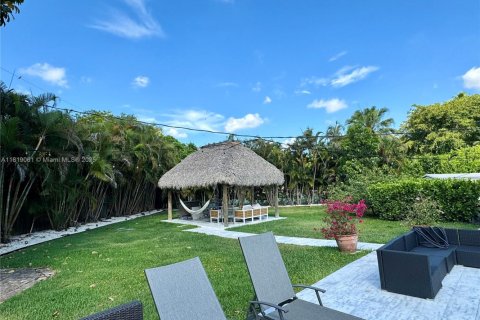 Casa en venta en Miami, Florida, 4 dormitorios, 312.89 m2 № 1776449 - foto 21