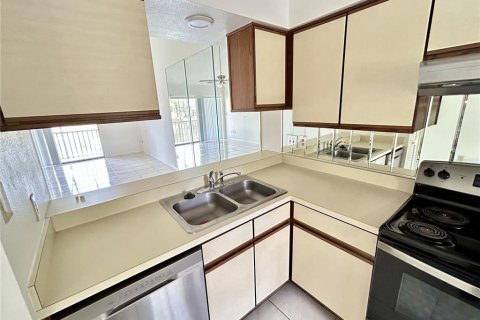 Купить кондоминиум в Нью-Порт-Ричи, Флорида 4 комнаты, 86.86м2, № 2218904 - фото 6