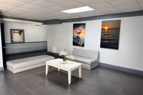 Купить кондоминиум в Норт-Майами, Флорида 1 спальня, 68.75м2, № 2018893 - фото 21