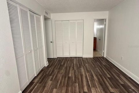 Appartement à louer à Orlando, Floride: 2 chambres, 90.67 m2 № 2383851 - photo 10
