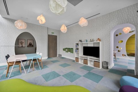 Купить кондоминиум в Майами, Флорида 2 спальни, 98.2м2, № 2042914 - фото 11