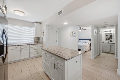 Copropriété à vendre à Lake Worth, Floride: 2 chambres, 104.52 m2 № 2147239 - photo 5
