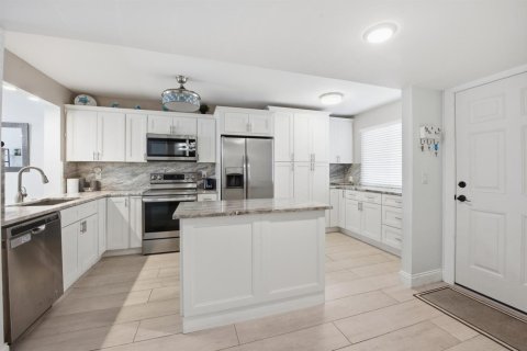 Condo à Lake Worth, Floride, 2 chambres  № 2147239