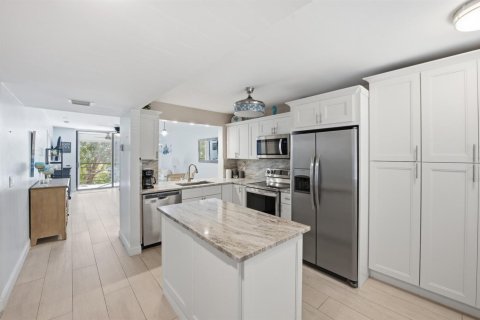 Copropriété à vendre à Lake Worth, Floride: 2 chambres, 104.52 m2 № 2147239 - photo 3
