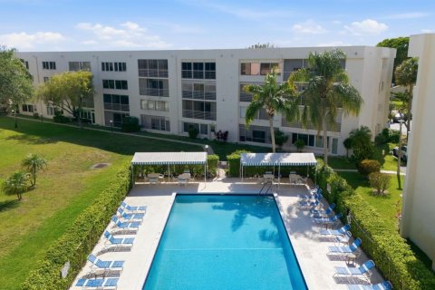Copropriété à vendre à Lake Worth, Floride: 2 chambres, 104.52 m2 № 2147239 - photo 24