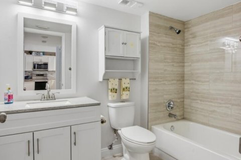 Copropriété à vendre à Lake Worth, Floride: 2 chambres, 104.52 m2 № 2147239 - photo 19