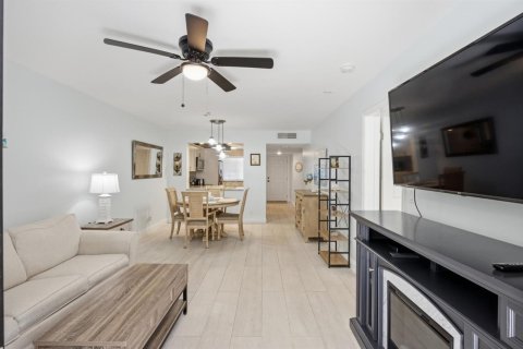 Copropriété à vendre à Lake Worth, Floride: 2 chambres, 104.52 m2 № 2147239 - photo 14