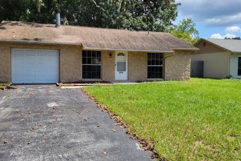 House in New Port Richey, Florida 2 bedrooms, 72 sq.m. № 1917469 - photo 2