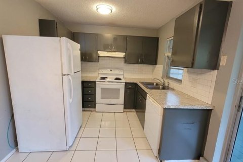 House in New Port Richey, Florida 2 bedrooms, 72 sq.m. № 1917469 - photo 10