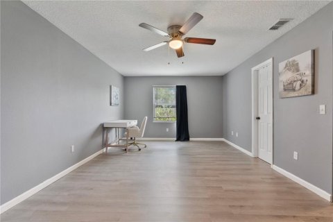 House in Palm Coast, Florida 3 bedrooms, 113.71 sq.m. № 1416083 - photo 15
