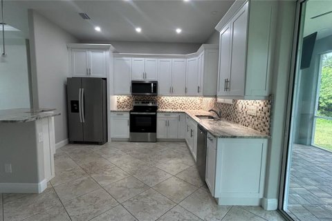 Casa en venta en Port Charlotte, Florida, 3 dormitorios, 129.04 m2 № 2394429 - foto 3