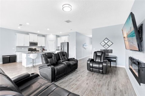 Villa ou maison à vendre à Davenport, Floride: 4 chambres, 180.14 m2 № 2414092 - photo 6
