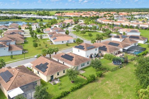 Villa ou maison à vendre à Davenport, Floride: 4 chambres, 180.14 m2 № 2414092 - photo 30