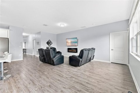 Villa ou maison à vendre à Davenport, Floride: 4 chambres, 180.14 m2 № 2414092 - photo 7
