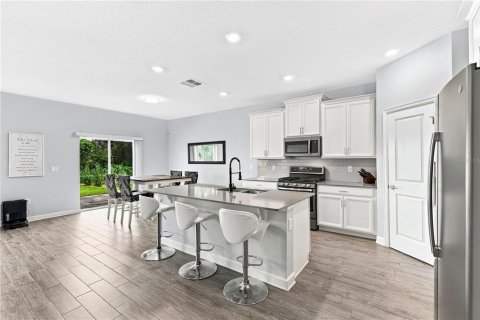 Villa ou maison à vendre à Davenport, Floride: 4 chambres, 180.14 m2 № 2414092 - photo 12