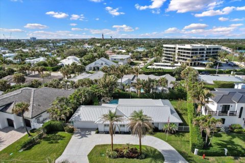 House in Jupiter, Florida 3 bedrooms, 174.84 sq.m. № 2187383 - photo 3