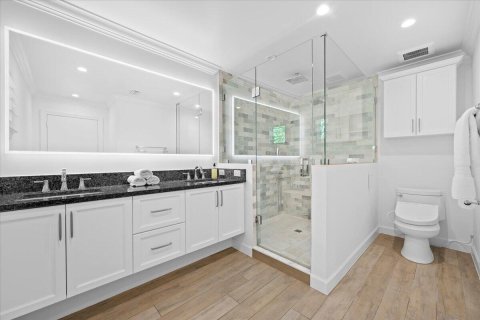 House in Jupiter, Florida 3 bedrooms, 174.84 sq.m. № 2187383 - photo 16