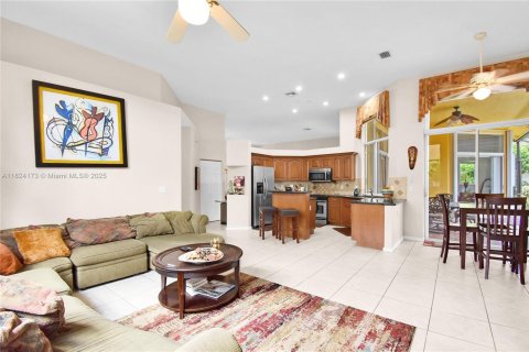 Casa en venta en Weston, Florida, 5 dormitorios, 238.39 m2 № 1807664 - foto 19