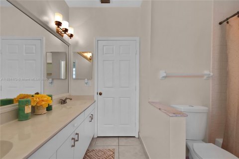 Casa en venta en Weston, Florida, 5 dormitorios, 238.39 m2 № 1807664 - foto 25