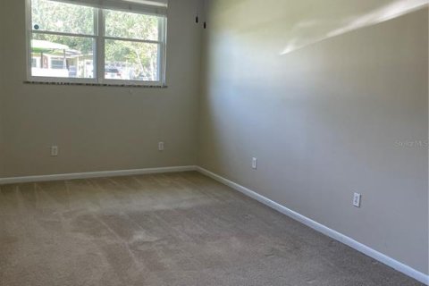 House in Winter Garden, Florida 4 bedrooms, 186.18 sq.m. № 1628433 - photo 8