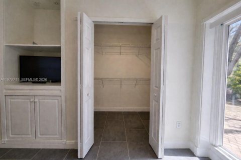 Villa ou maison à louer à Lehigh Acres, Floride: 3 chambres, 164.16 m2 № 2033172 - photo 27