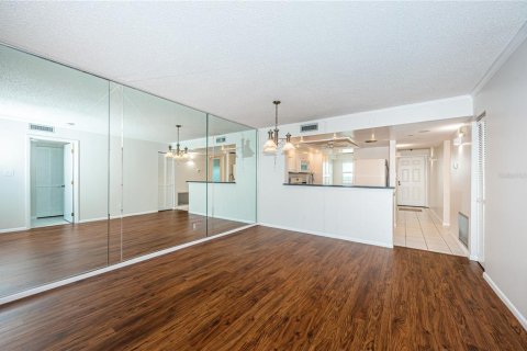 Condominio en venta en Saint Petersburg, Florida, 2 dormitorios, 118.91 m2 № 1881349 - foto 19