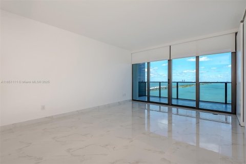 Снять в аренду кондоминиум в Майами, Флорида 3 спальни, 141.77м2, № 1866983 - фото 5